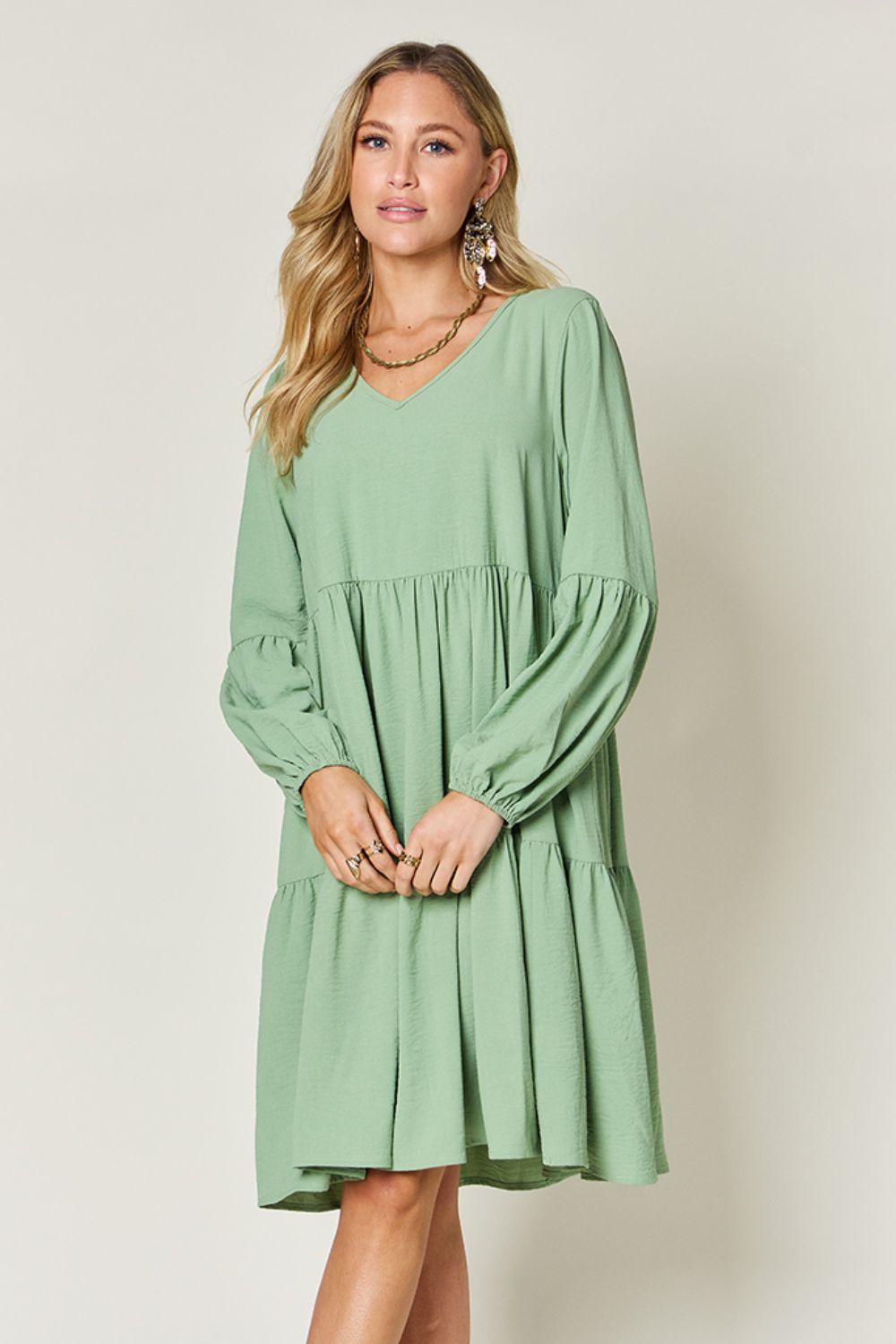 V-neck Dress with fluffy Balloon Sleeves with Pockets