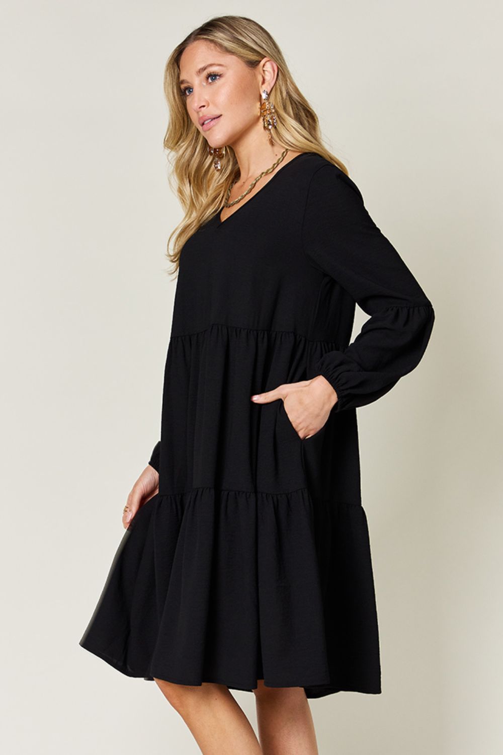 V-neck Dress with fluffy Balloon Sleeves with Pockets