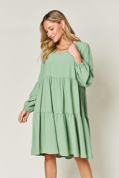 V-neck Dress with fluffy Balloon Sleeves with Pockets